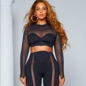 IVY PARK LONG SLEEVE MESH CROP TOP